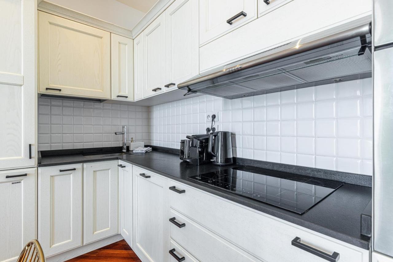 Le Palais De - Elegant With Sea View Apartment Menton